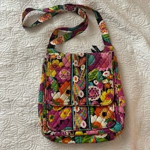 Vera Bradley Mailbag Crossbody Va Va Bloom Bright Colored Floral